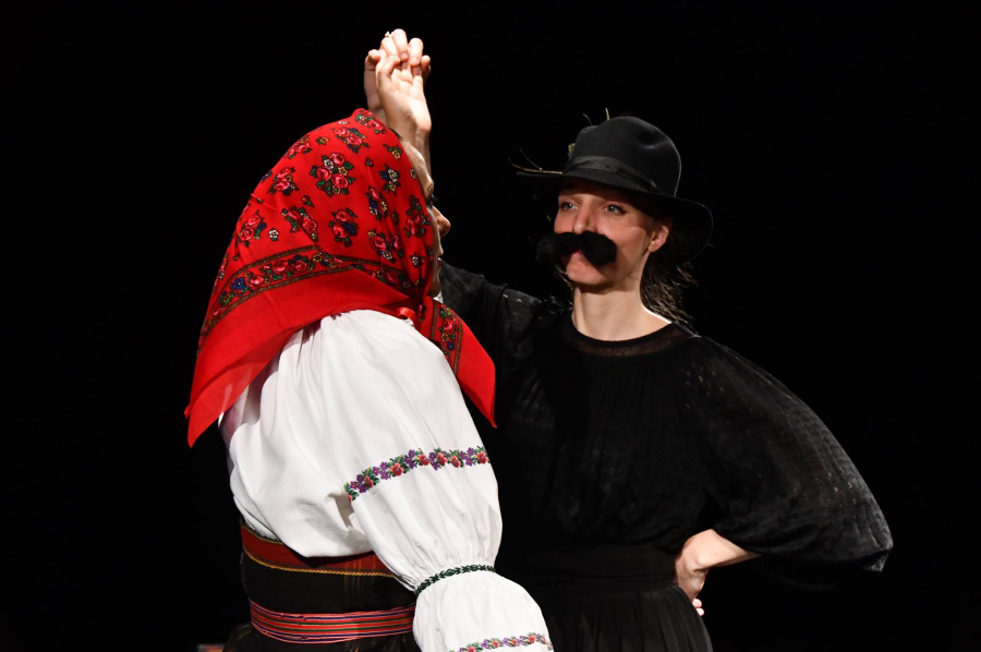Aranyos szegelet